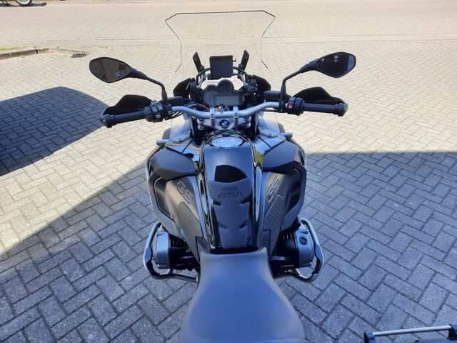 bmw - r-1200-gs-adventure-triple-black