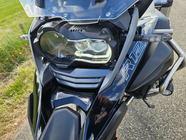 bmw - r-1200-gs-adventure-triple-black
