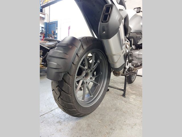 bmw - r-1200-gs-lc