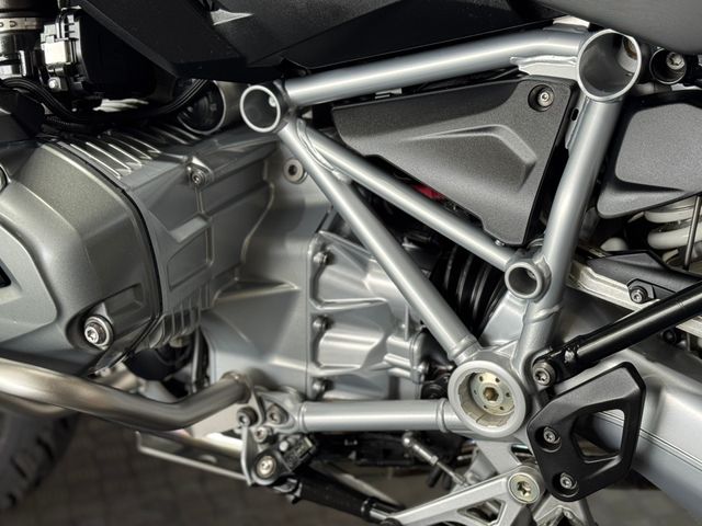 bmw - r-1200-gs-lc
