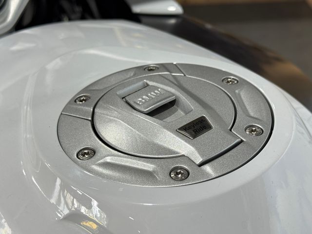 bmw - r-1200-gs-lc