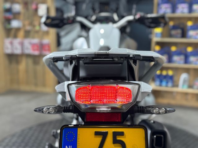 bmw - r-1200-gs-lc