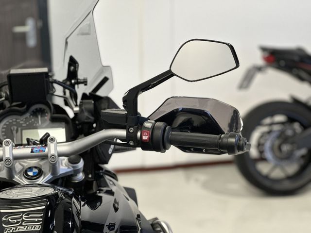 bmw - r-1200-gs-triple-black-edition