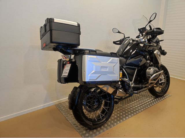 bmw - r-1200-gs-triple-black-edition