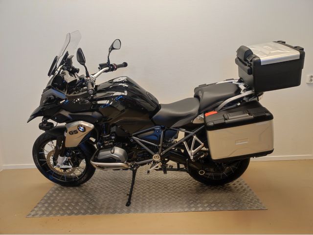 bmw - r-1200-gs-triple-black-edition