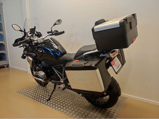 bmw - r-1200-gs-triple-black-edition