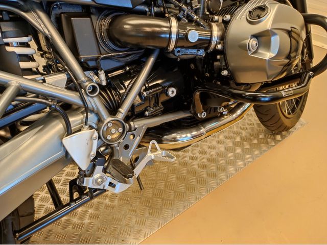 bmw - r-1200-gs-triple-black-edition