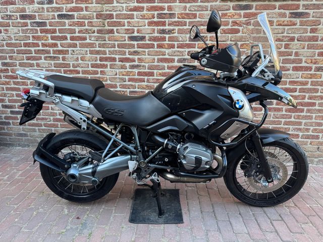 bmw - r-1200-gs-triple-black-edition