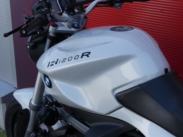 bmw - r-1200-r