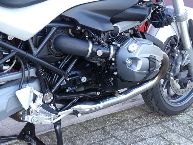 bmw - r-1200-r