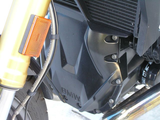 bmw - r-1200-r