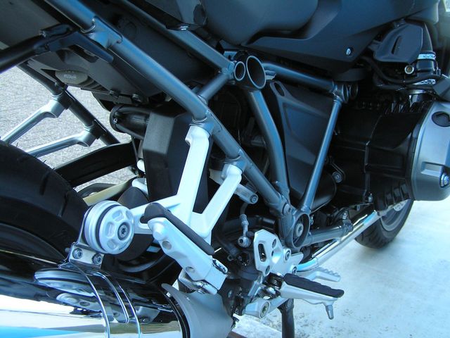 bmw - r-1200-r
