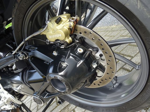 bmw - r-1200-r-abs