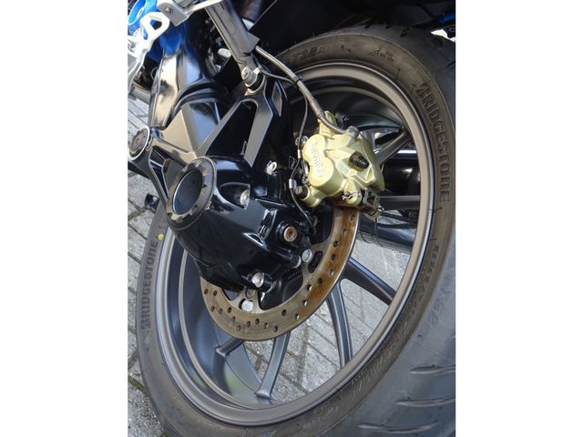 bmw - r-1200-r-abs