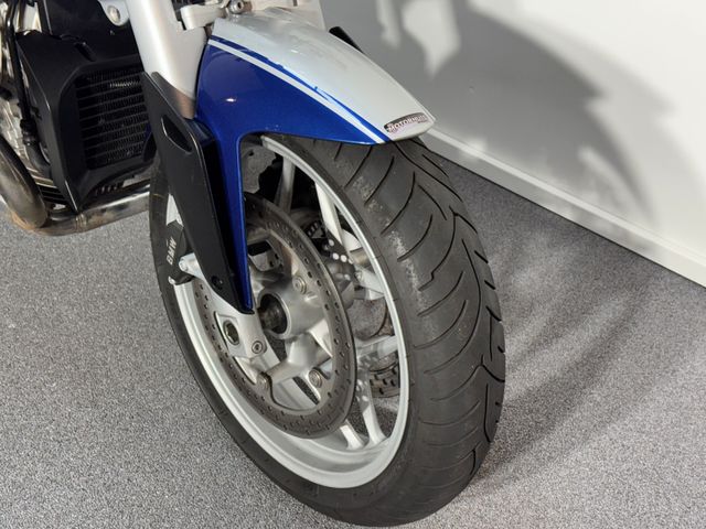 bmw - r-1200-r-abs