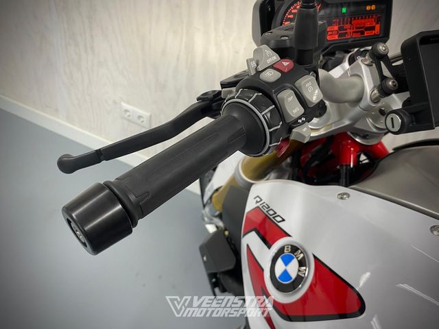 bmw - r-1200-r-abs