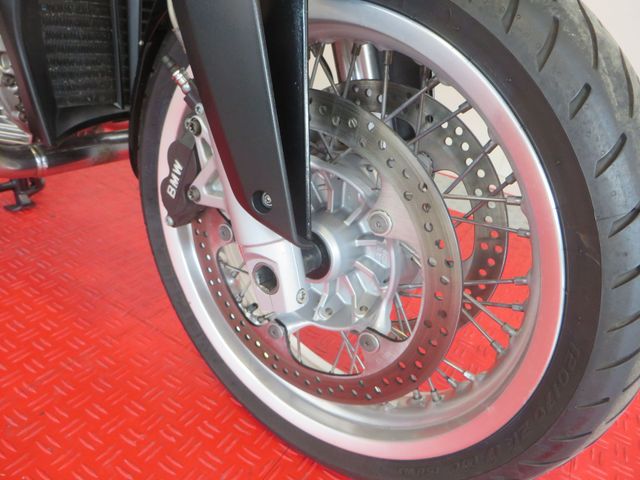 bmw - r-1200-r-classic