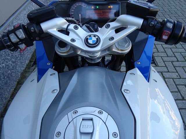 bmw - r-1200-rs