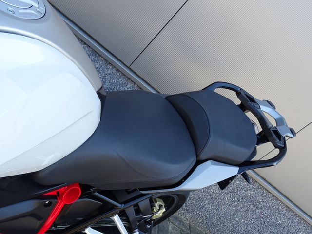 bmw - r-1200-rs