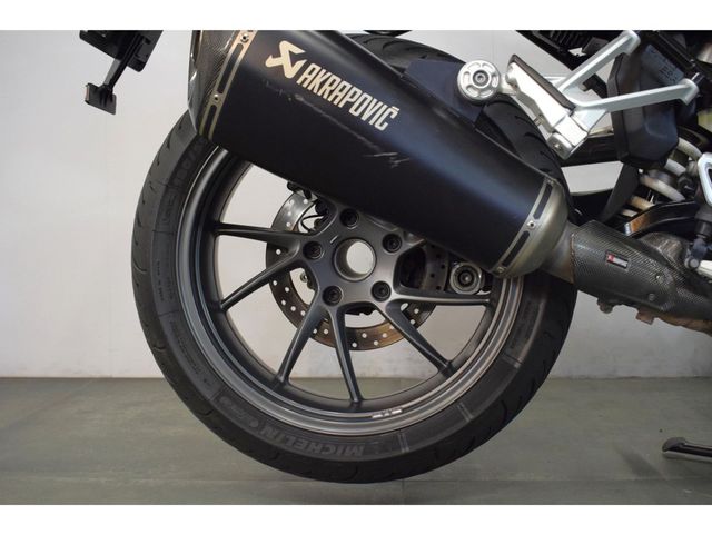 bmw - r-1200-rs