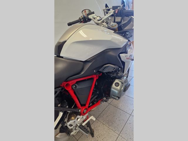 bmw - r-1200-rs