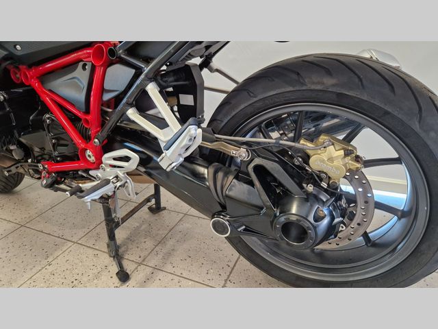 bmw - r-1200-rs