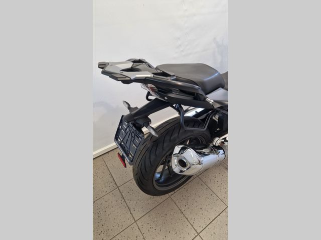 bmw - r-1200-rs