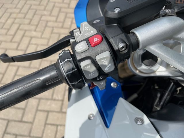 bmw - r-1200-rs