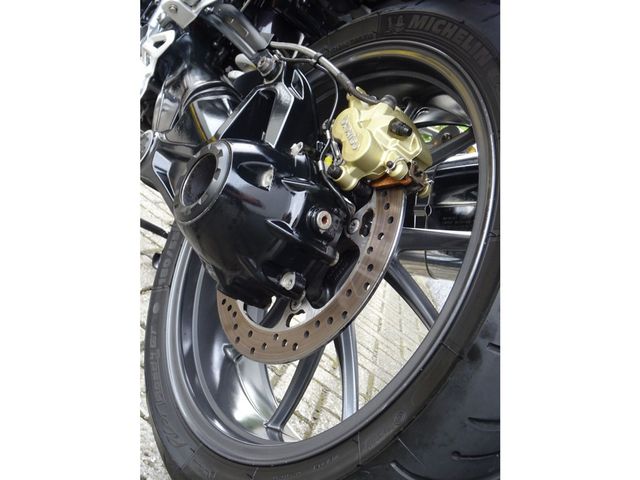 bmw - r-1200-rs