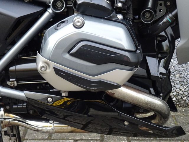 bmw - r-1200-rs