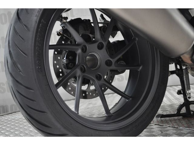 bmw - r-1200-rs