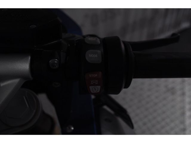 bmw - r-1200-rs
