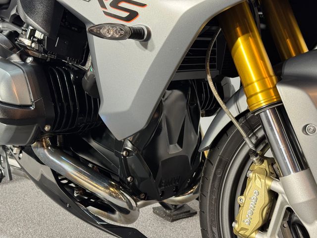 bmw - r-1200-rs