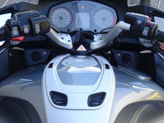 bmw - r-1200-rt