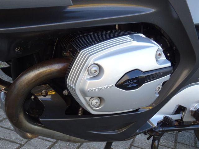 bmw - r-1200-rt