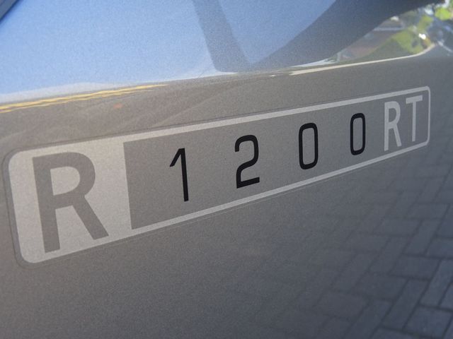 bmw - r-1200-rt