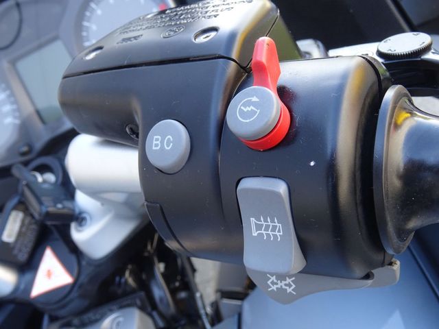 bmw - r-1200-rt