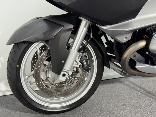 bmw - r-1200-rt-abs