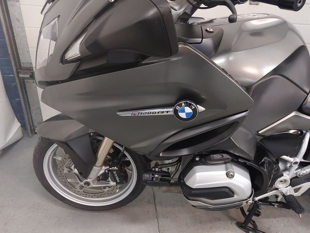 bmw - r-1200-rt-lc