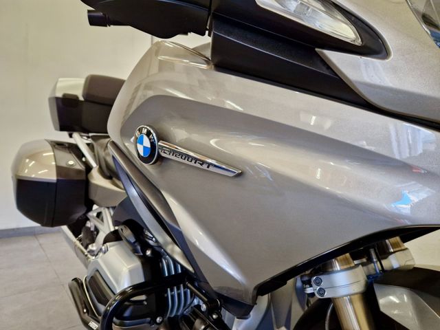 bmw - r-1200-rt-lc