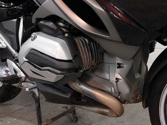 bmw - r-1200-rt-lc