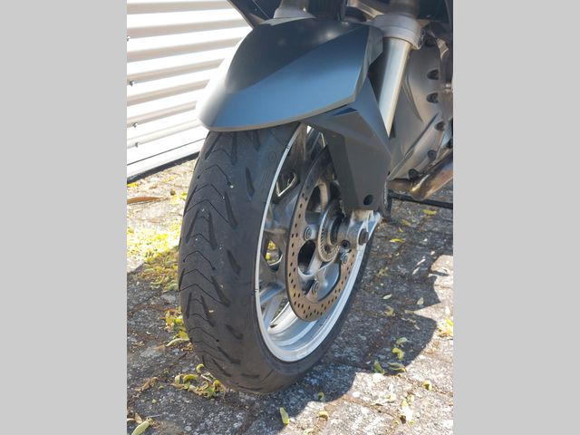 bmw - r-1200-rt-lc