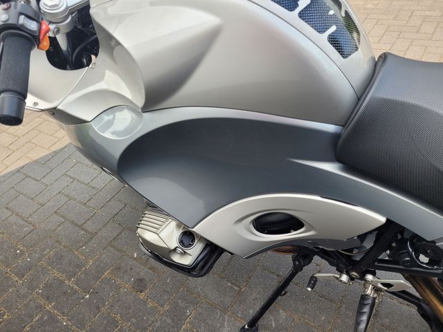 bmw - r-1200-st