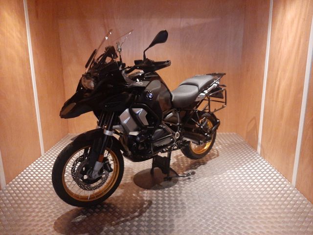 bmw - r-1250-gs-adventure