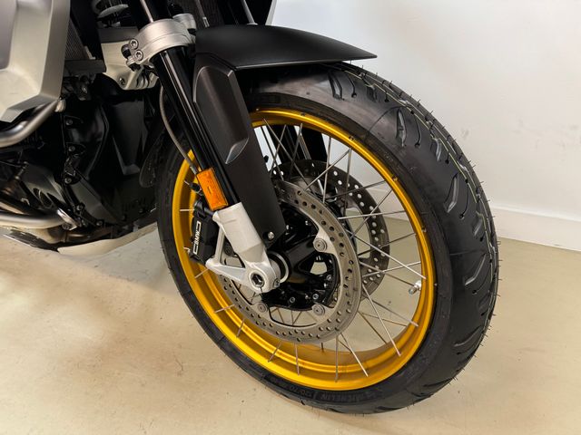 bmw - r-1250-gs-adventure