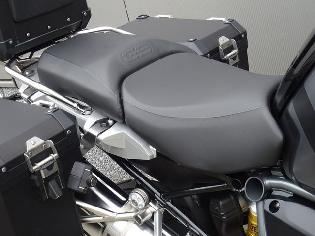 bmw - r-1250-gs-adventure