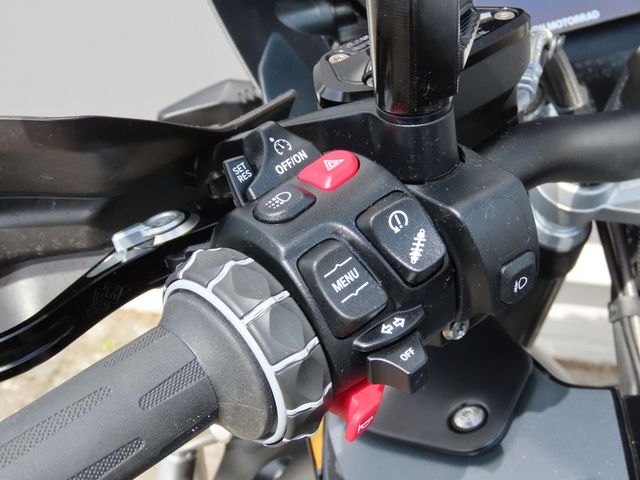 bmw - r-1250-gs-adventure