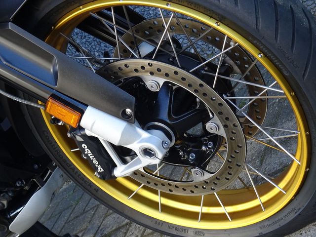 bmw - r-1250-gs-adventure