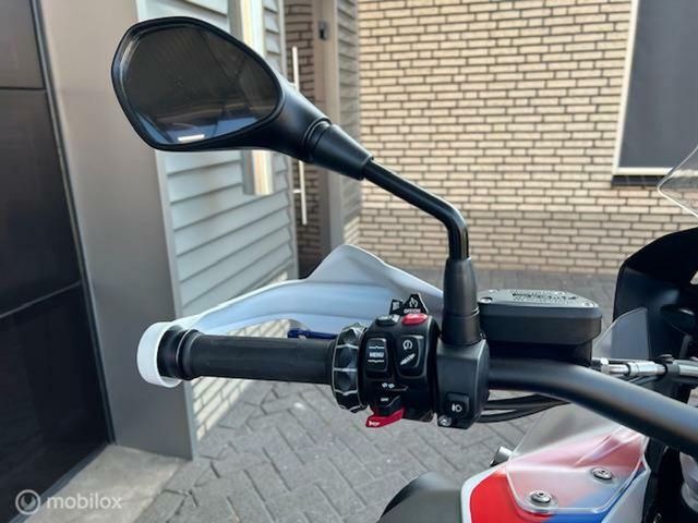 bmw - r-1250-gs-adventure