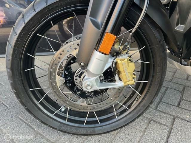 bmw - r-1250-gs-adventure